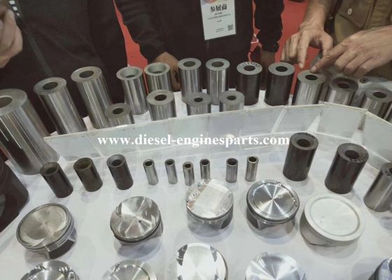 Isuzu 4HF1 Engine Piston Pin High Strength Steel Cylindrical